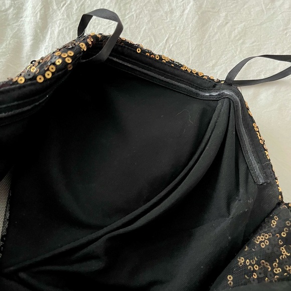 Steppin Out | Strapless Black & Gold Sequin Cocktail Dress - Picture 3 of 5